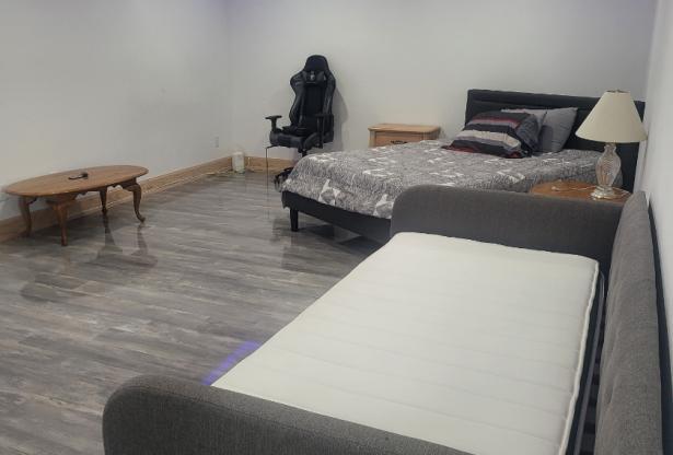1 bed, 1 bath, 900 sqft, $1,800