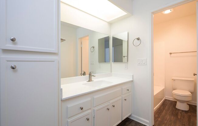 1 bed, 1 bath, 663 sqft, $2,195, Unit 36