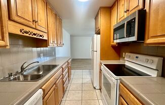 2 beds, 1 bath, 850 sqft, $2,495, Unit #4