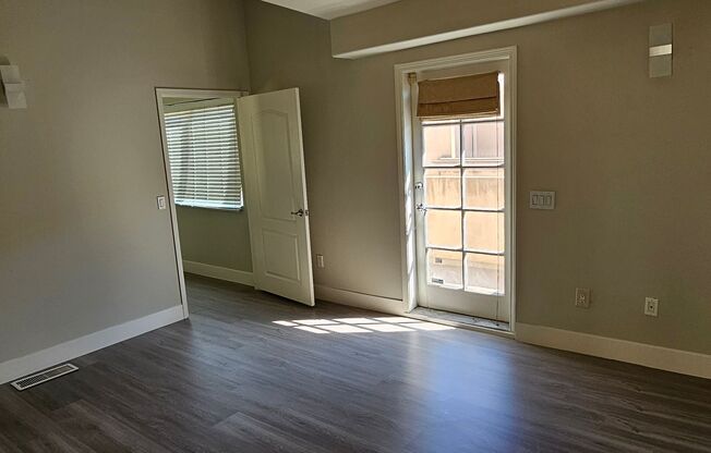 3 beds, 3 baths, 1,800 sqft, $3,950