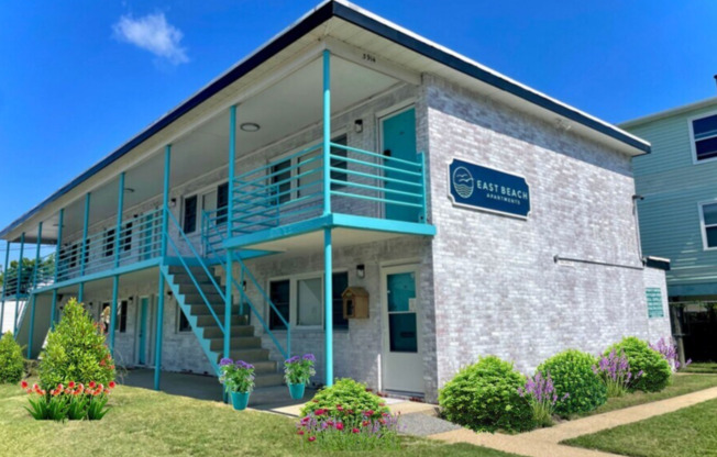 2 beds, 1 bath, 552 sqft, $1,399, Unit 9562-2-2A