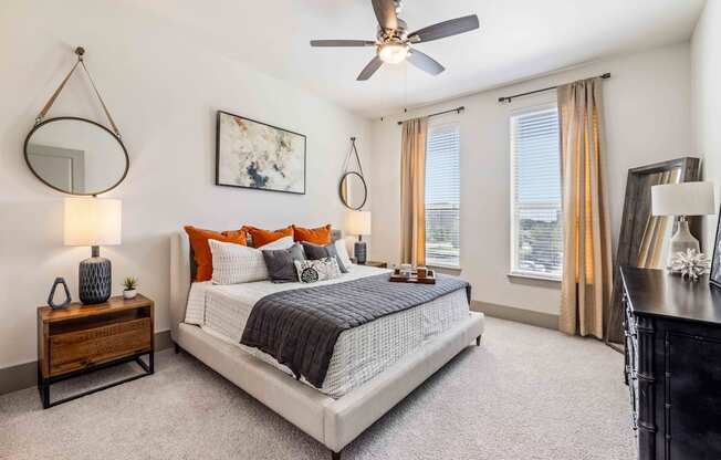 BEXLEY GRAPEVINE APARTMENTS AND TOWNHOMES