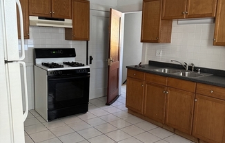 2 beds, 1 bath, 1,450 sqft, $2,998, Unit 2