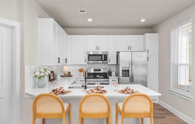 1 bed, 1 bath, 644 sqft, $1,425, Unit 4002