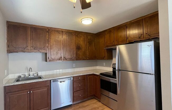 2 beds, 1 bath, 800 sqft, $1,400, Unit Mar1964