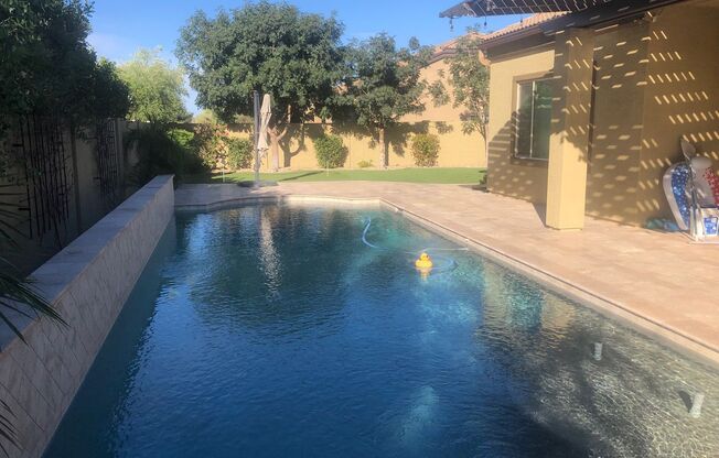 4 Bedroom home in Queen Creek with Pool