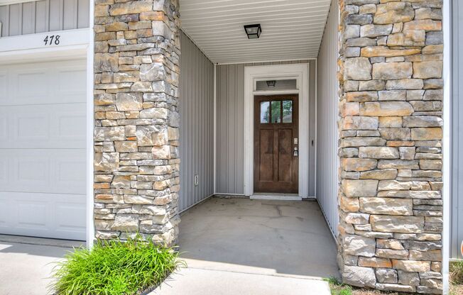 3 Bedroom 2 Bath in Canterbury Farms
