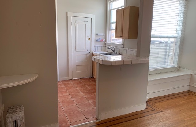 Great location!  Just one block from the Top of Nob Hill!