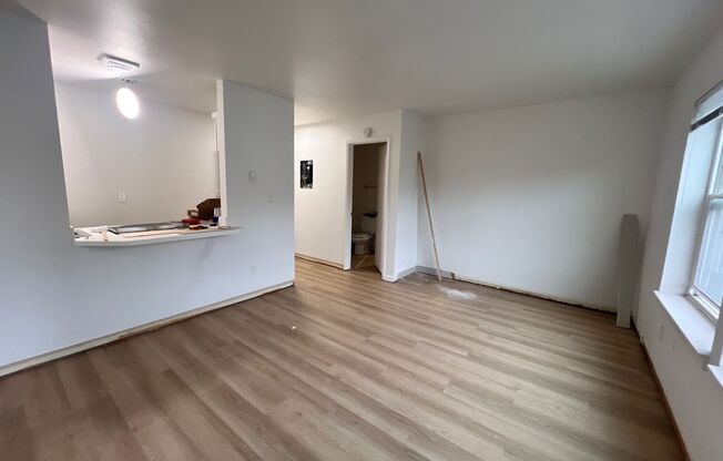 Studio, 1 bath, $1,525, Unit 210