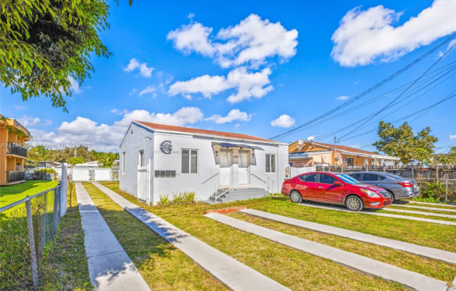 2165 NW 23 ST