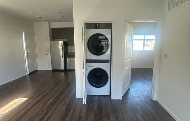 1 bed, 1 bath, 700 sqft, $2,495, Unit 142-201