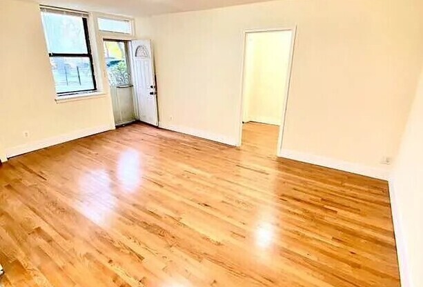 22 56 80 ST