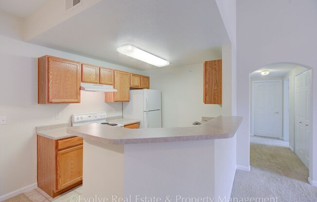 2 beds, 2 baths, $1,795, Unit # 10303