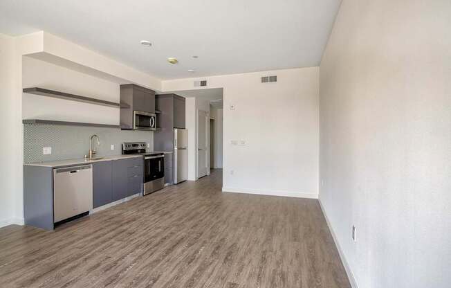 ELEVATED LOS ANGELES, CALIFORNIA APARTMENTS