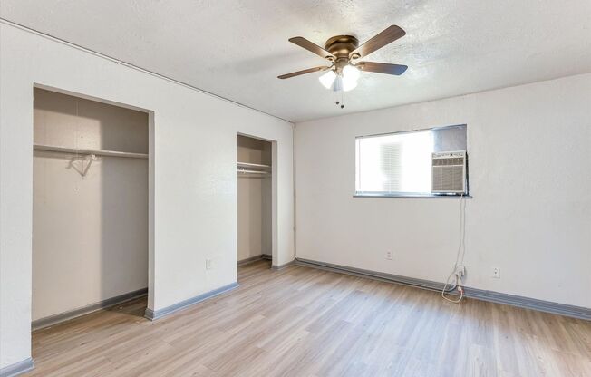 1 bed, 1 bath, $825, Unit 17