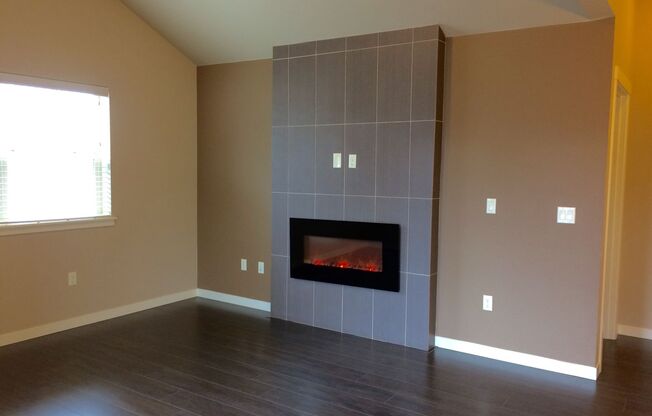 Beautiful Penthouse in 45 Central!!