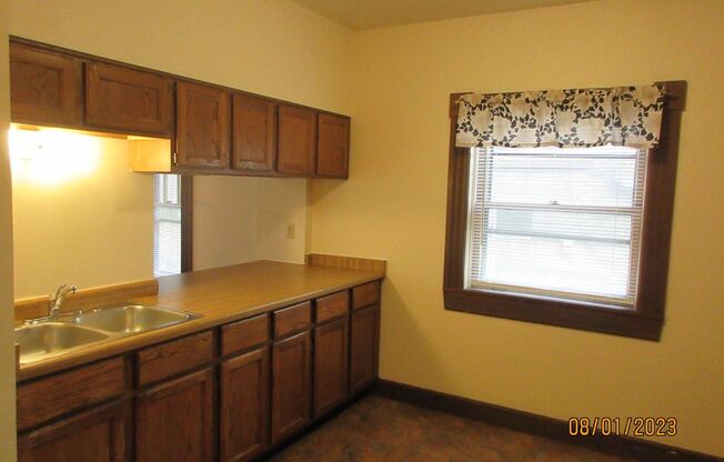 3 beds, 2 baths, $1,995