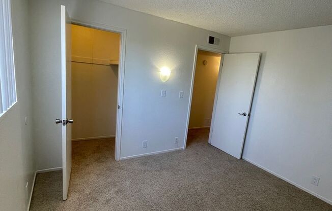 2 beds, 1 bath, 750 sqft, $1,099, Unit 18