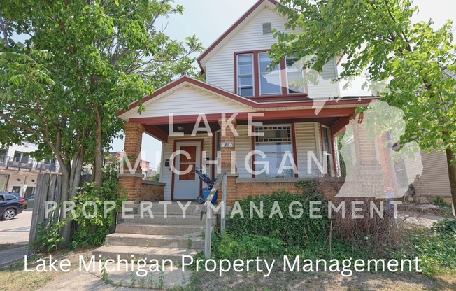416 HENRY AVE SE