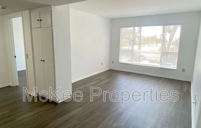 2825 3 AVE