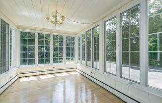 48 SQUIRREL HL RD