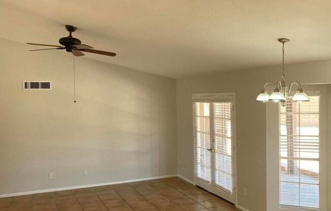 18239 N 38th DR, Glendale, AZ 85308