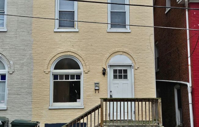 227-229 East Avenue