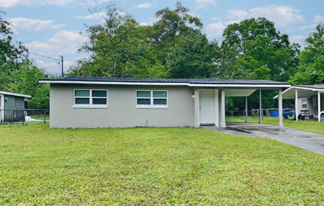 4448 MELVIN CIR E