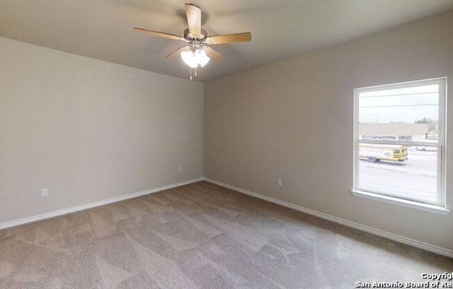 2 beds, 2 baths, $1,600