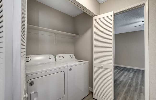 the enclave at homecoming terra vista laundry room