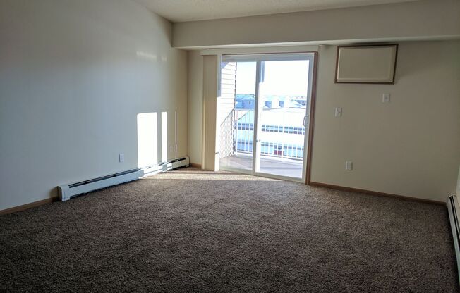 1 bed, 1 bath, 702 sqft, $995, Unit 5100-303