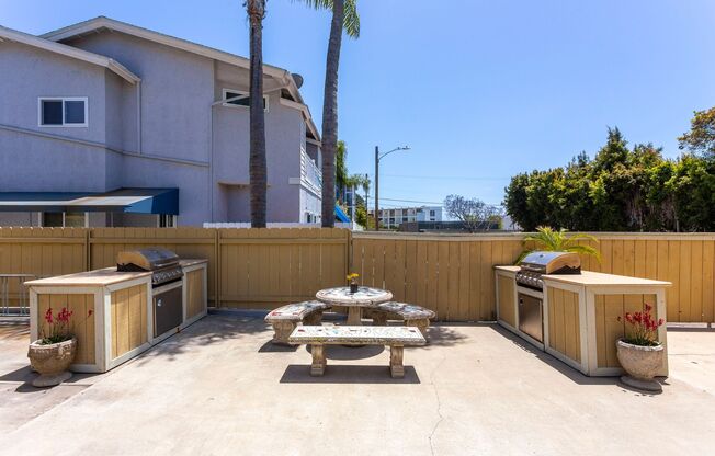 Sail Bay Apartments