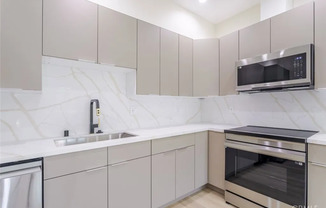 11112 EMELITA ST
