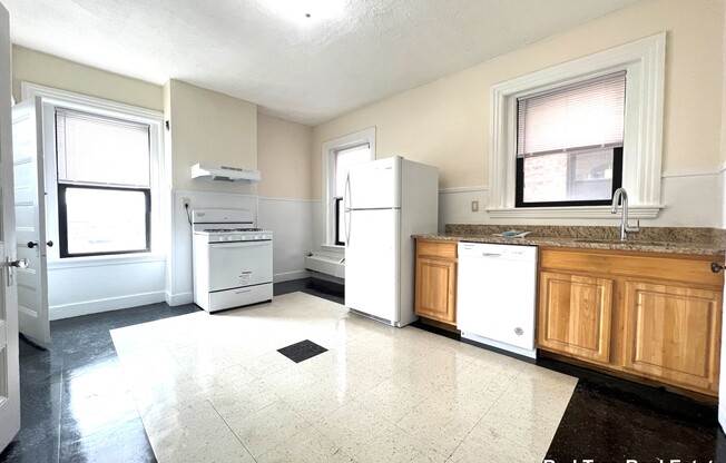 5 Glen Rd.