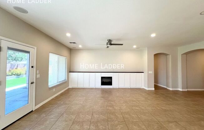 2936 E TONTO DR
