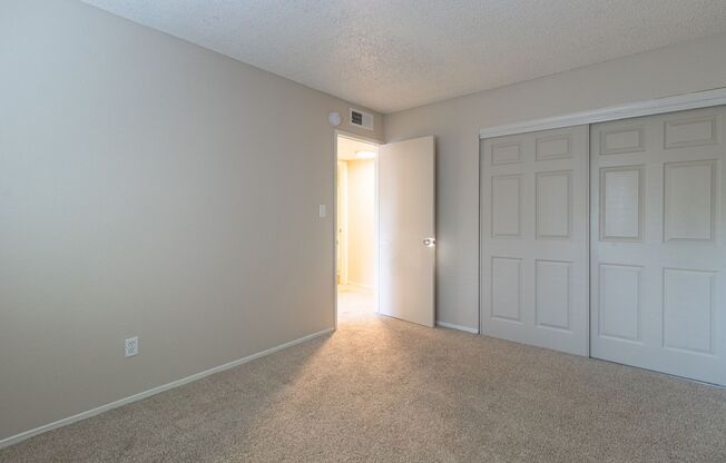 3 beds, 1.5 baths, 1,025 sqft, $2,275, Unit 490004