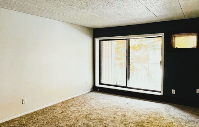 1 bed, 1 bath, 825 sqft, $1,199, Unit Unit 103