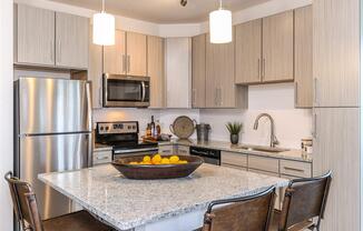 Chef-Style Kitchens at Lenox Luxury Apartments in Riverview FL