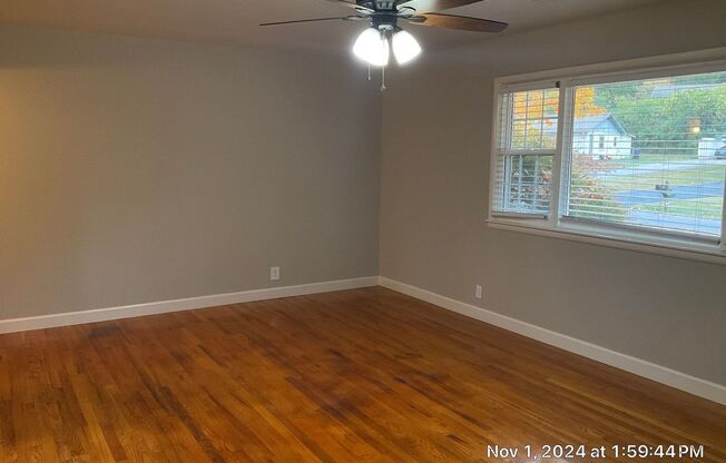 2 beds, 1 bath, 1,025 sqft, $1,595, Unit 03814