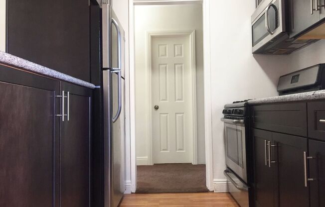 1 bed, 1 bath, 500 sqft, $2,095, Unit 302