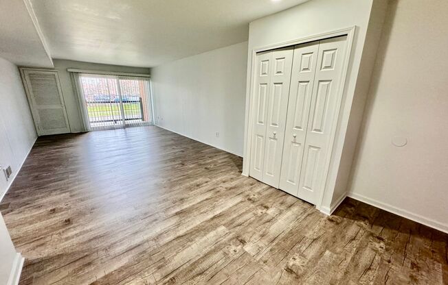 1 bed, 1 bath, 700 sqft, $1,095, Unit #205