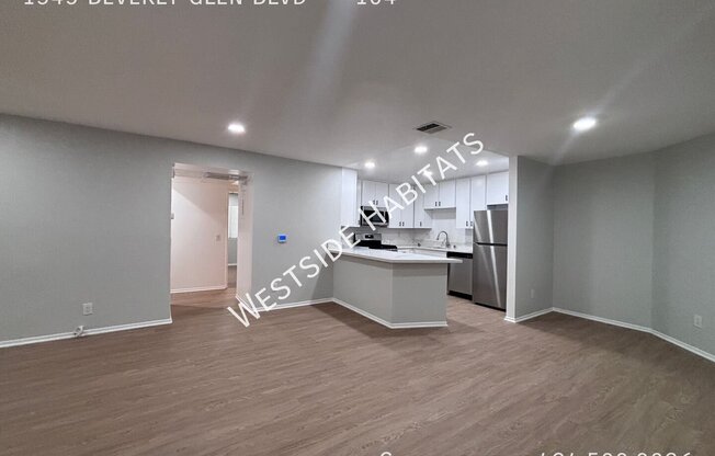 1345 BEVERLY GLN BLVD
