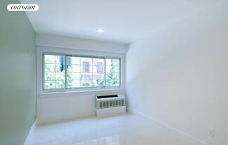 207 W 115 ST