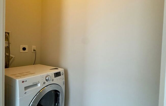 1 bed, 1 bath, 499 sqft, $1,675, Unit HA-1024