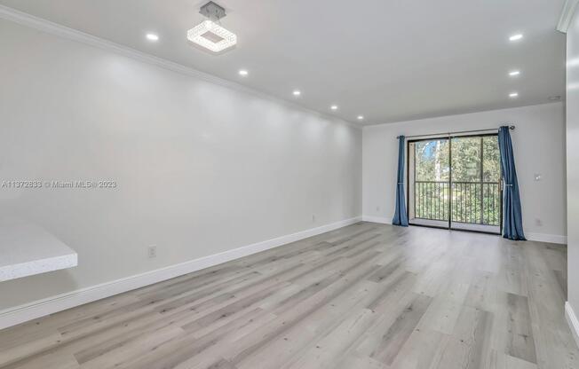 10405 NORTHWEST 11 ST