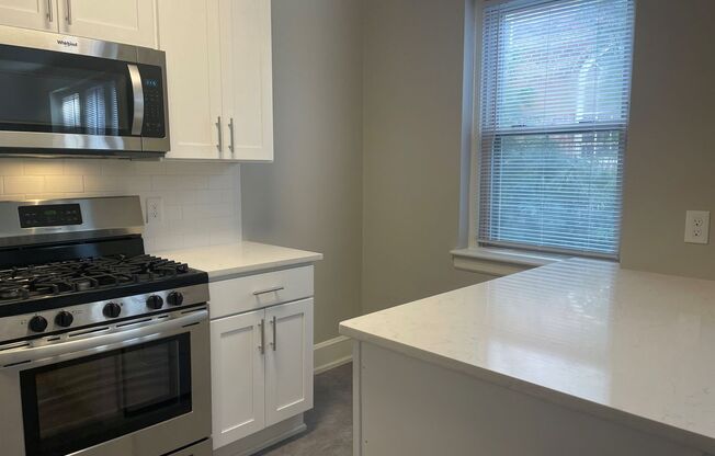 Studio, 1 bath, 500 sqft, $1,395, Unit 108A