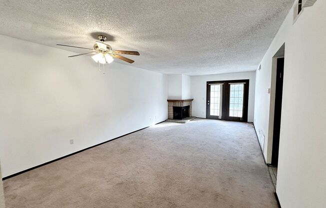 2 beds, 2 baths, $1,400