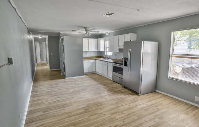 1410 AVANT AVE