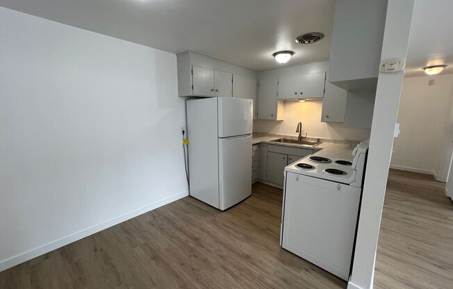 3101 NE 16th St.