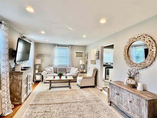 260 8 74 AVE